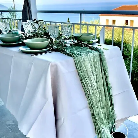 בית נופש Elaias Thea Sea View *